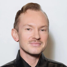 Александр Санников