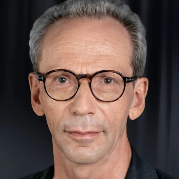Новик Геннадий Айзикович